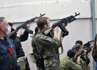 На Луганщине террористы захватили отдел Госказначейства и штурмовали отдел милиции